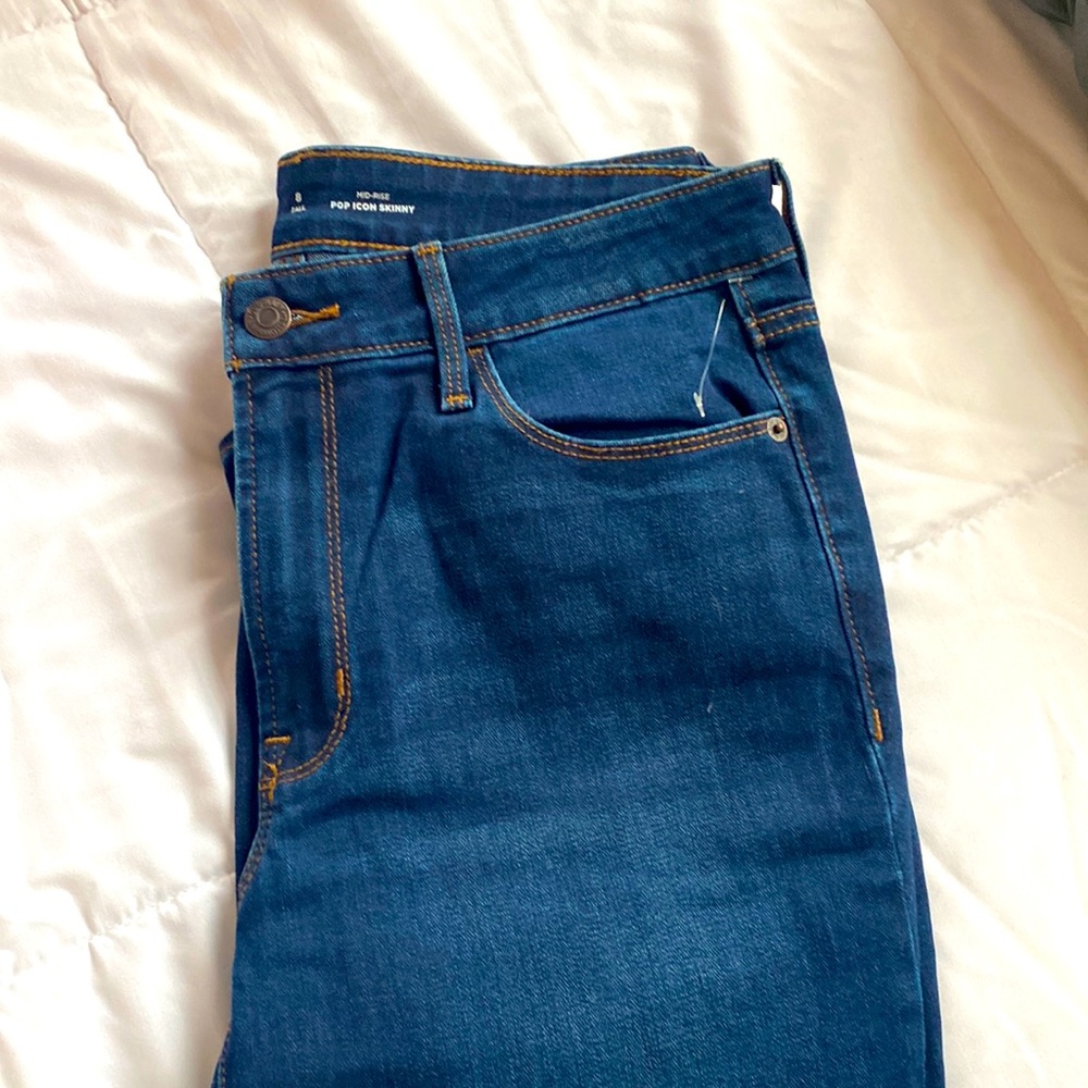 Mid rise- pop icon skinny jeans